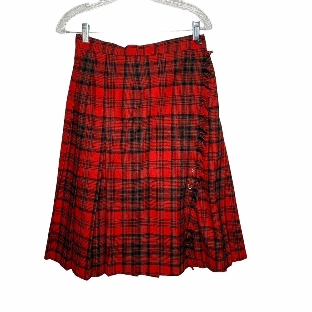 Vtg Copley Square Kilt style Plaid Long Pin fringe